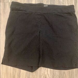 Women's black and while Hilary Radley shorts in XXL